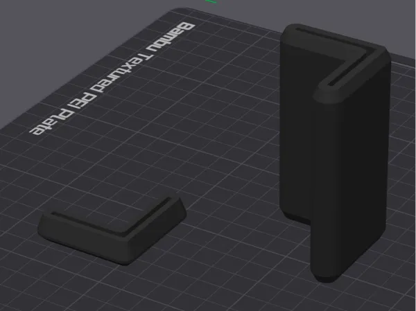 Clip et pied pour étagères modulaires métalliques