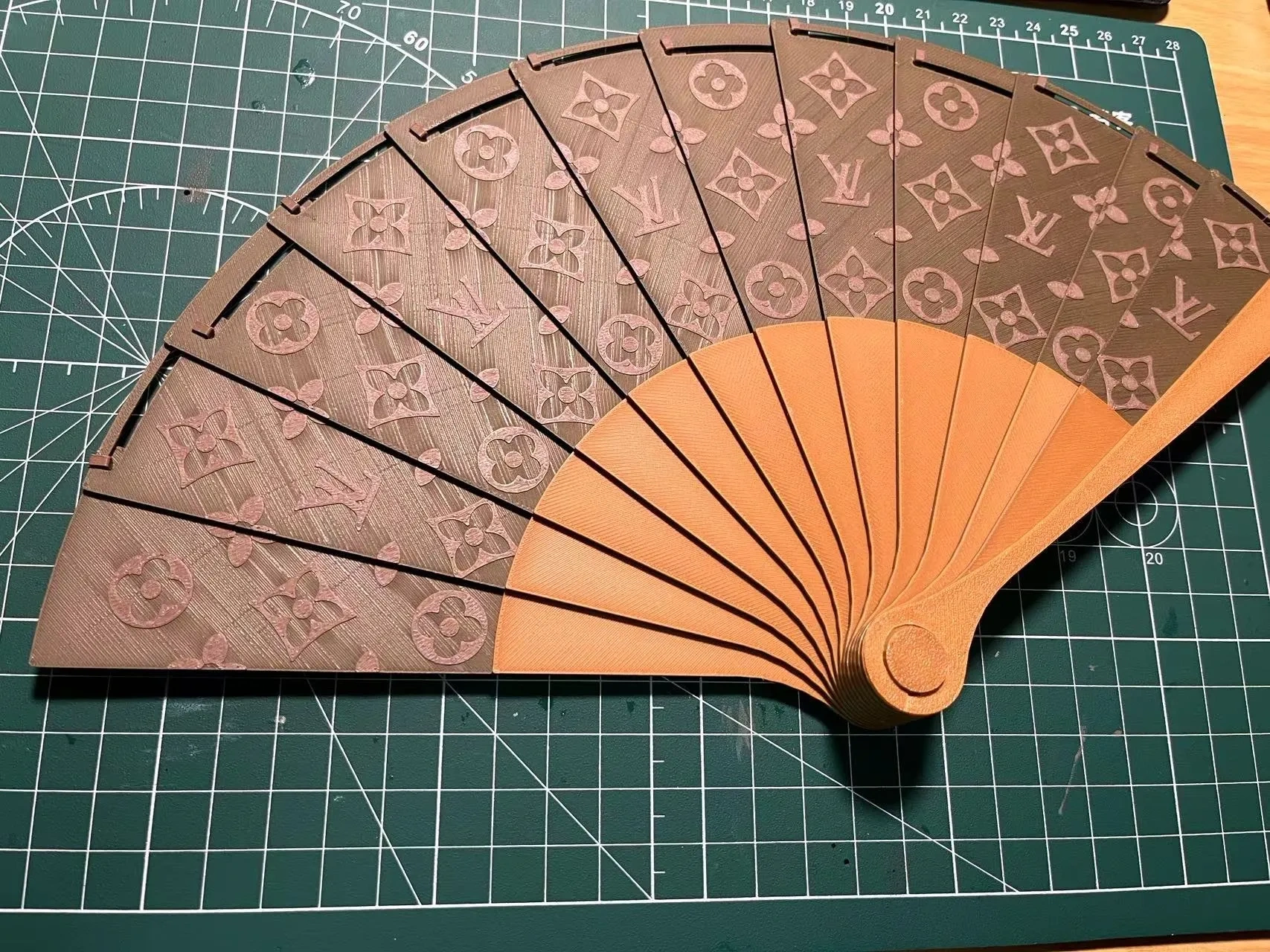Miniatura 1 do modelo 3D LoVe Fan