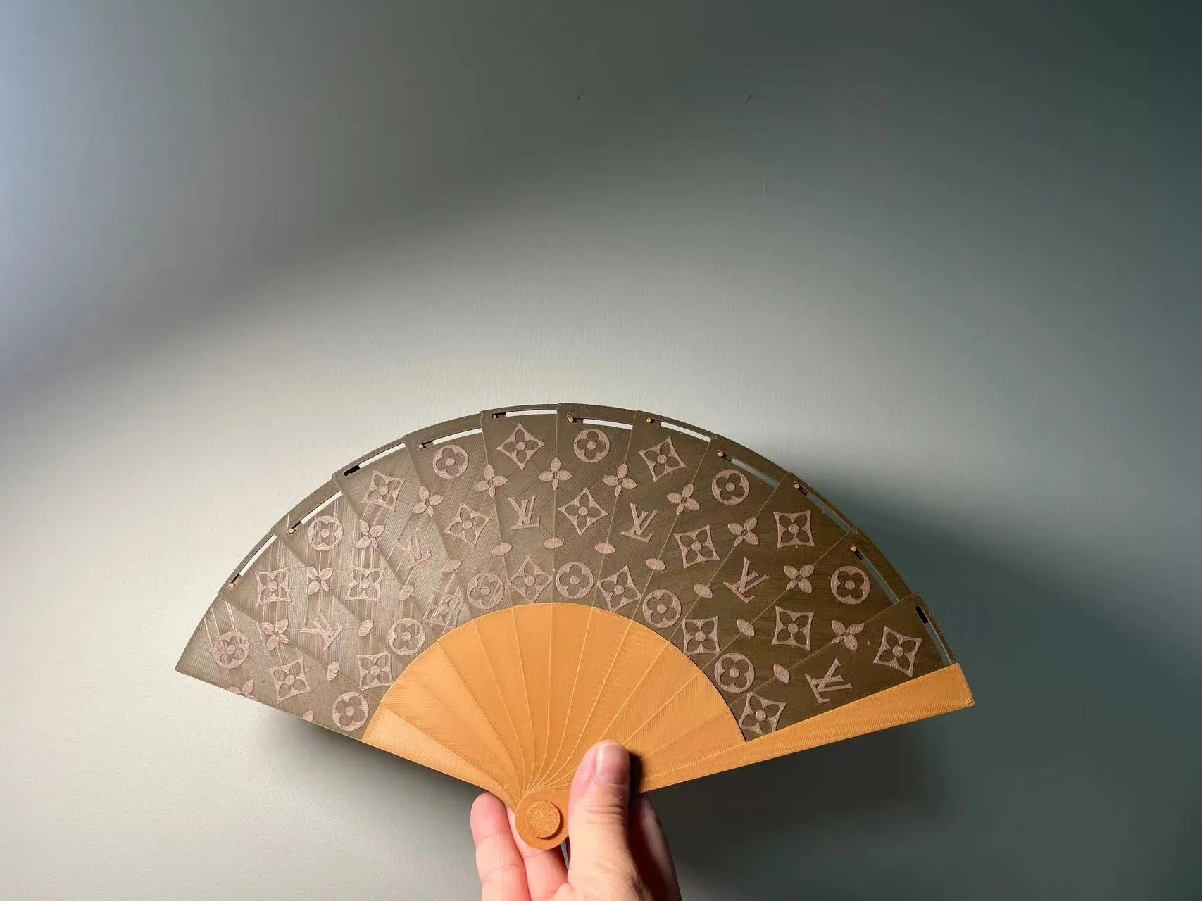 Miniatura 4 do modelo 3D LoVe Fan