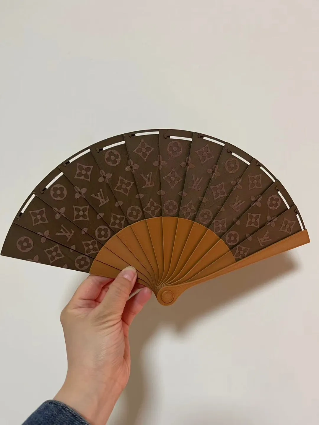 Miniatura 3 do modelo 3D LoVe Fan