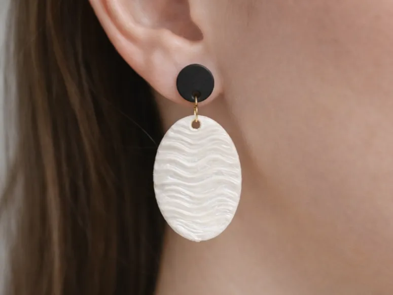 Elegant Wave Earrings