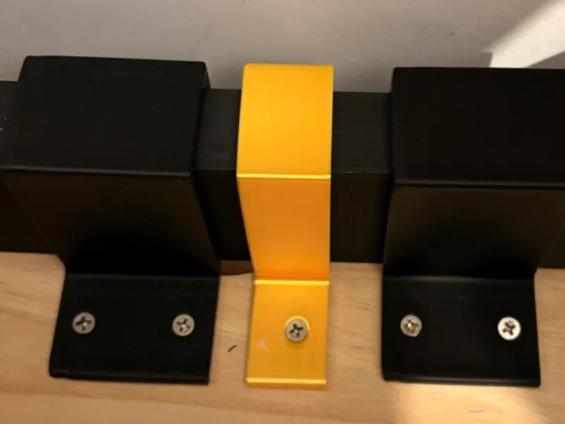 Escuadra parte trasera estantería ams 2 pro