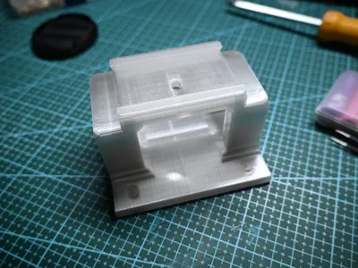 VESA to Arca quick release universal size