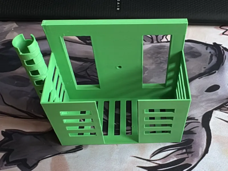 Kartenhalter mit Stiftehalter
