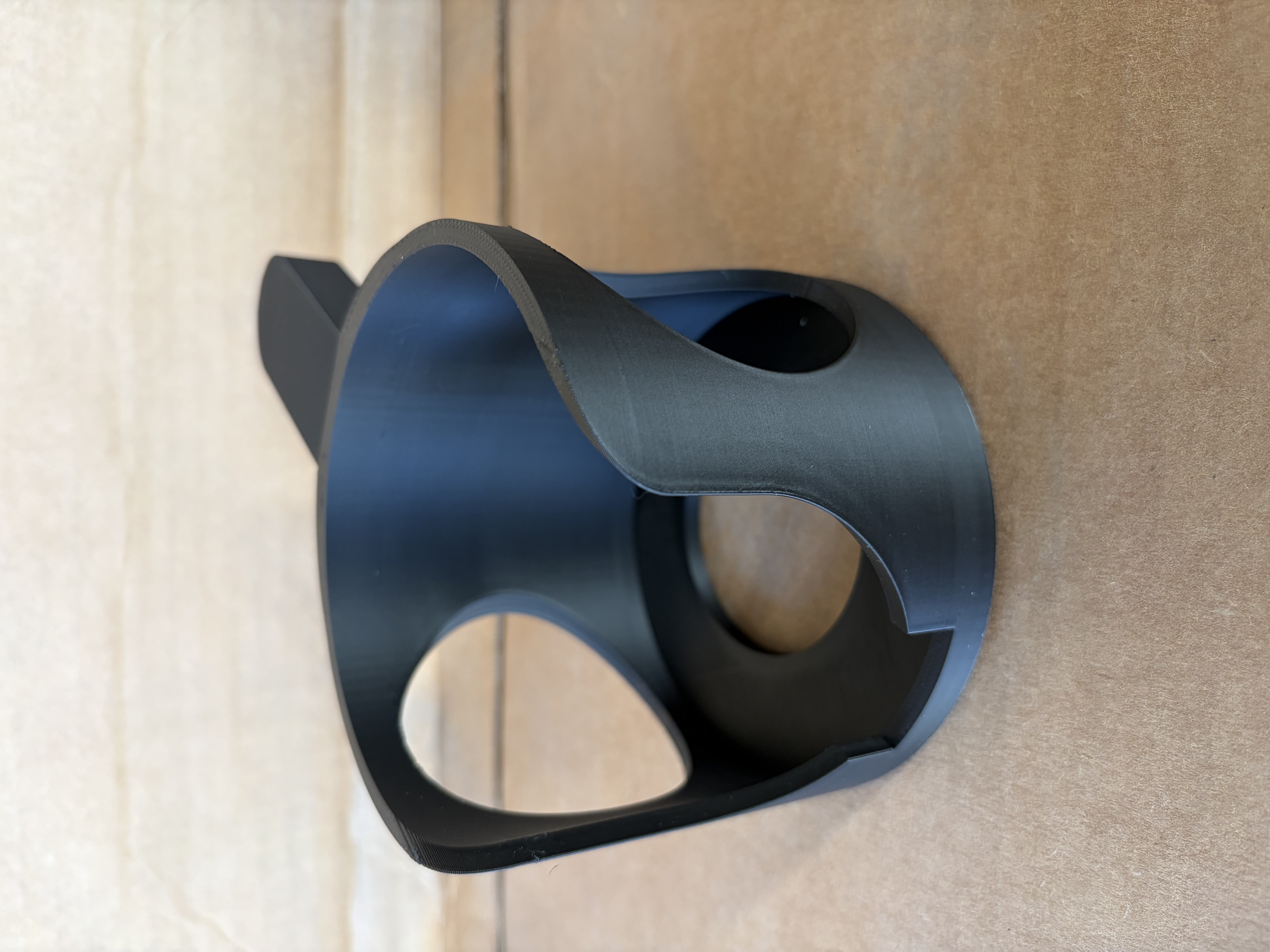 Miniatura 4 do modelo 3D Cup holder