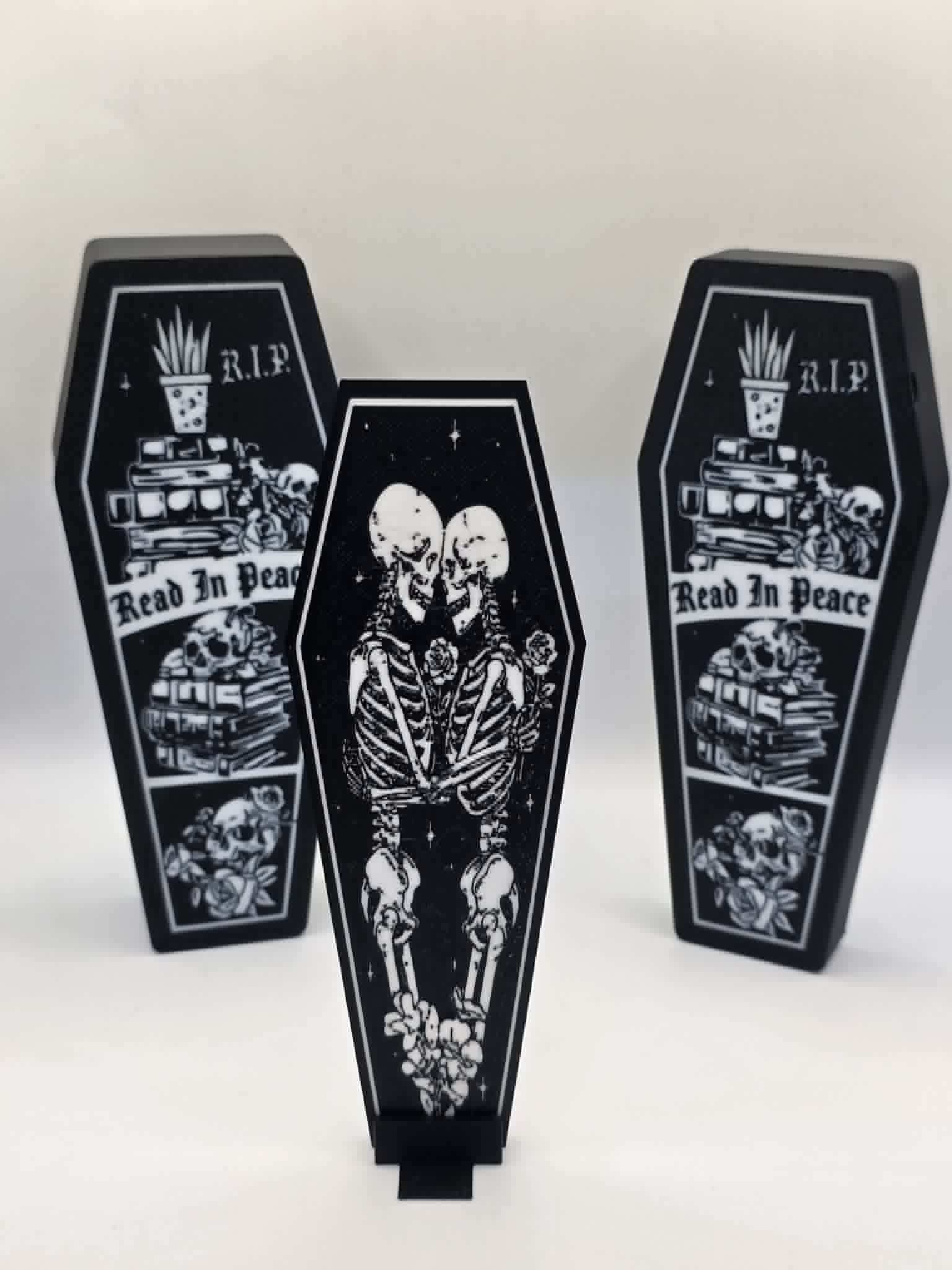 Miniatura 5 do modelo 3D Coffin Case & Gothic Bookmarks