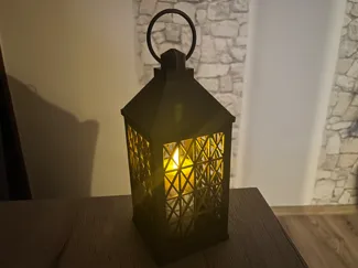 Lantern decoration with tealight