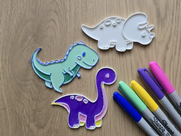 Panneau à colorier dinosaure (feutres permanents)