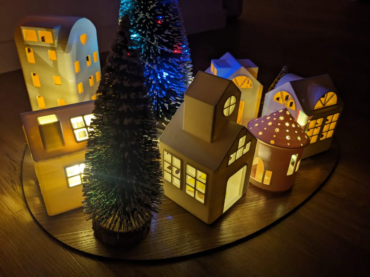 Christmas town houses (no support) view 2
