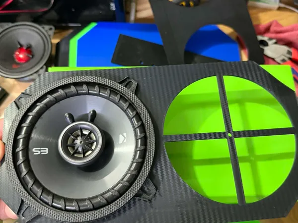 https://makerworld.bblmw.com/makerworld/model/US960724c5f2fdc0/design/2025-12-13_fa8ab9bb1cffc8.jpg