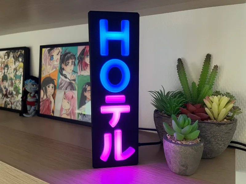 HOテル Vertical Lamp (Cyberpunk 2077 Hoteru)