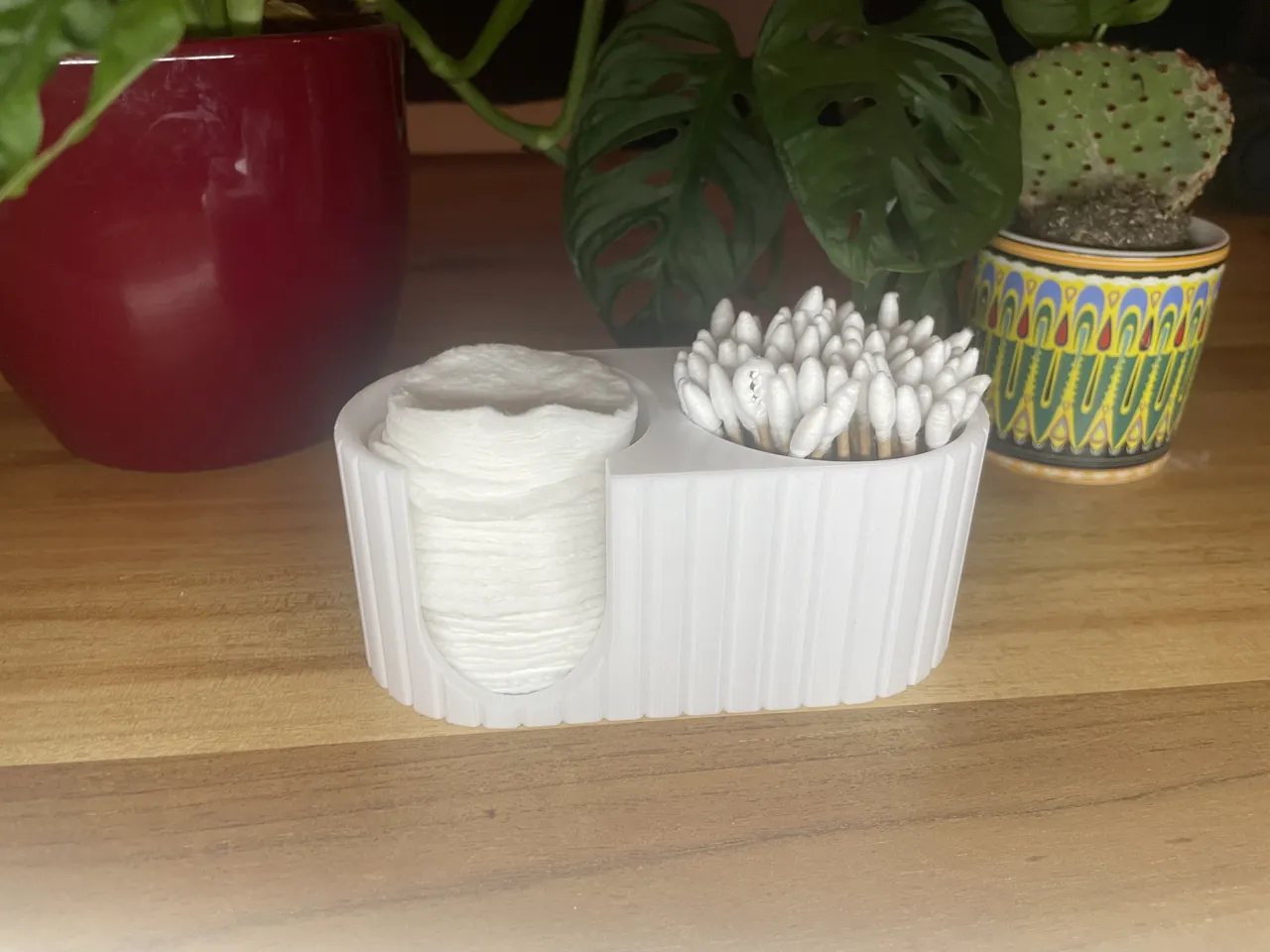 Q tips & Washing pads holder view 3