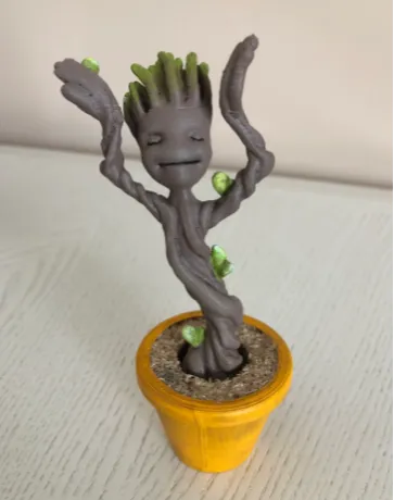 Dancing groot