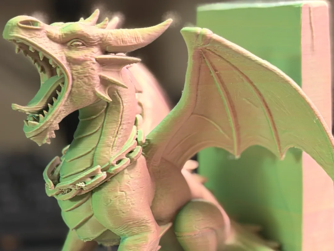 Serre-livres dragon enchaîné