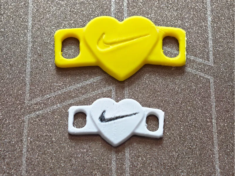 红心搭配Nike商标logo