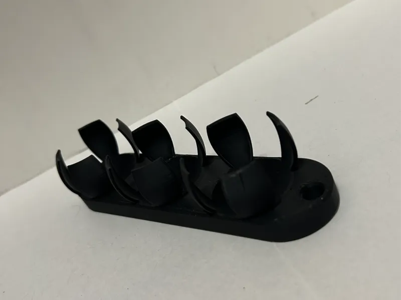 Golf ball holder