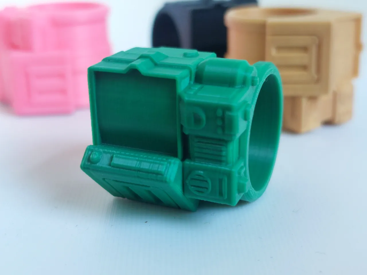 Fallout Pip-Boy Finger Ring view 3