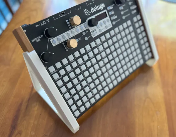 https://makerworld.bblmw.com/makerworld/model/US962d634b420ae3/design/2024-08-18_320c0492bfd4b8.jpg