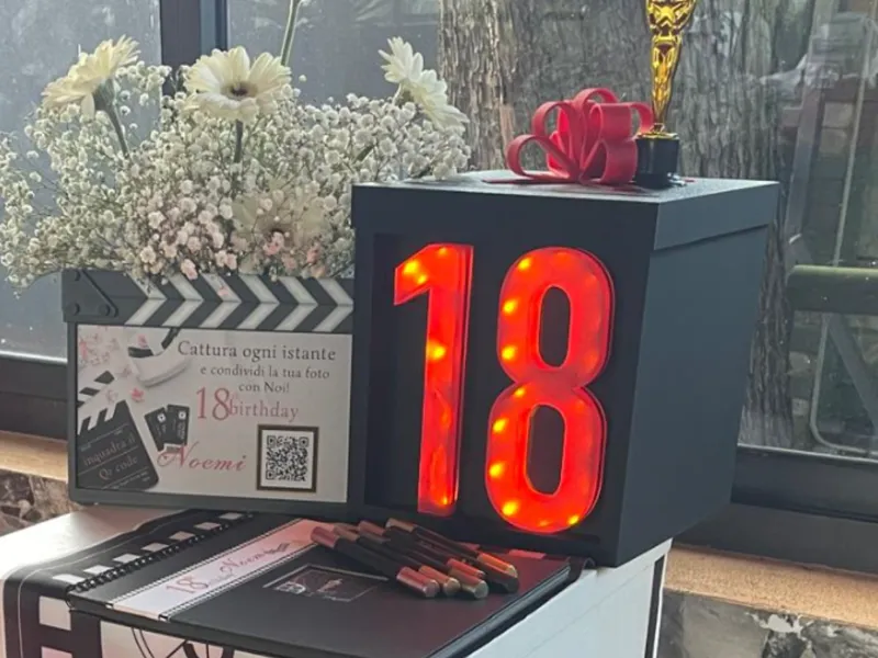 Scatola Diciottesimo compleanno Porta Buste 18anni