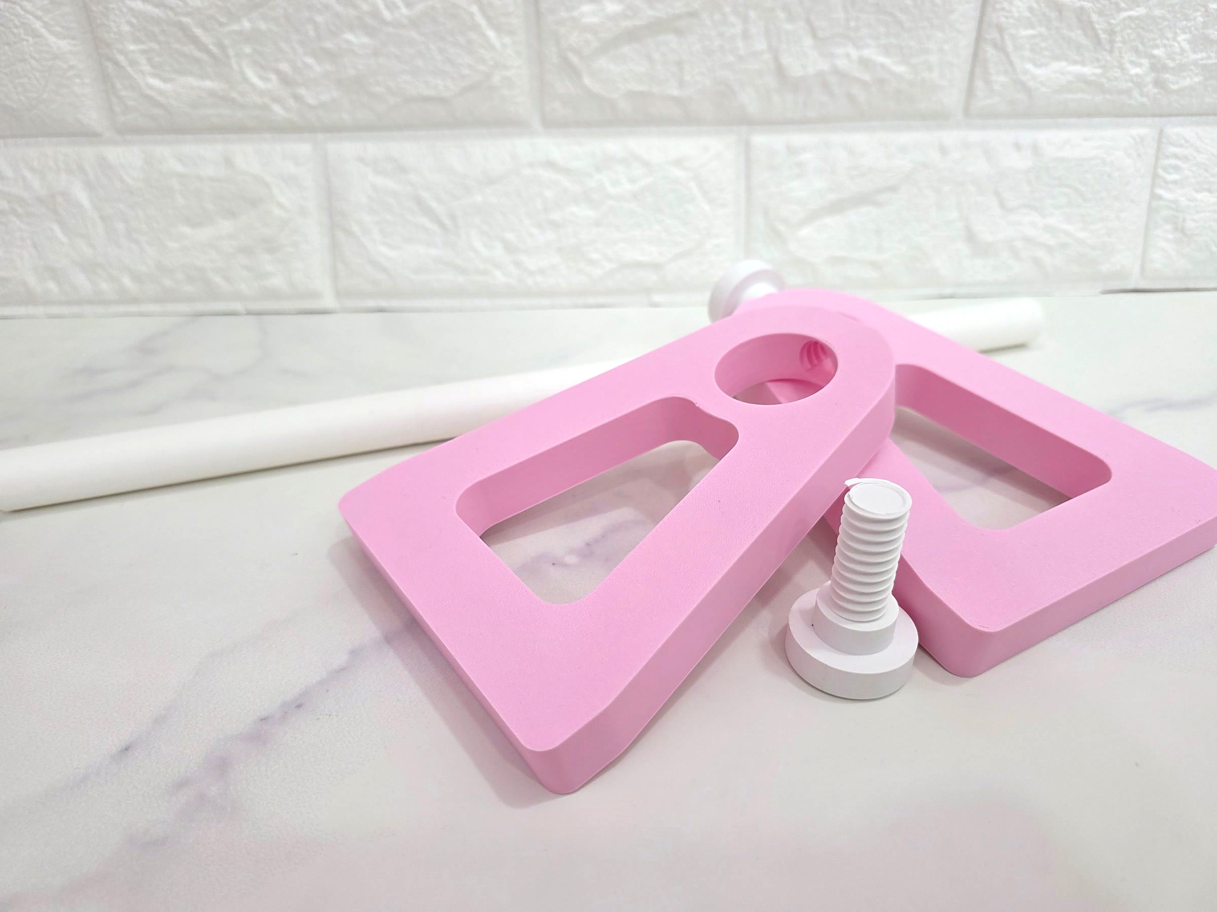 Roll Holder - Kraft Paper, Film, Vinyl, Ribbon - 1