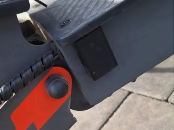 kukirin charging cover