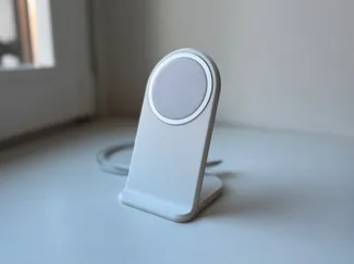Apple Iphone Magsafe holder 
