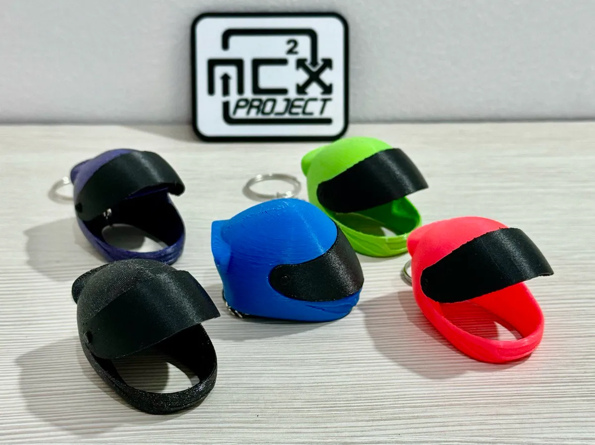 Helmet Keyring by Mc2.project3D MakerWorld: Download Free 3D Models - 3D model önizlemesi