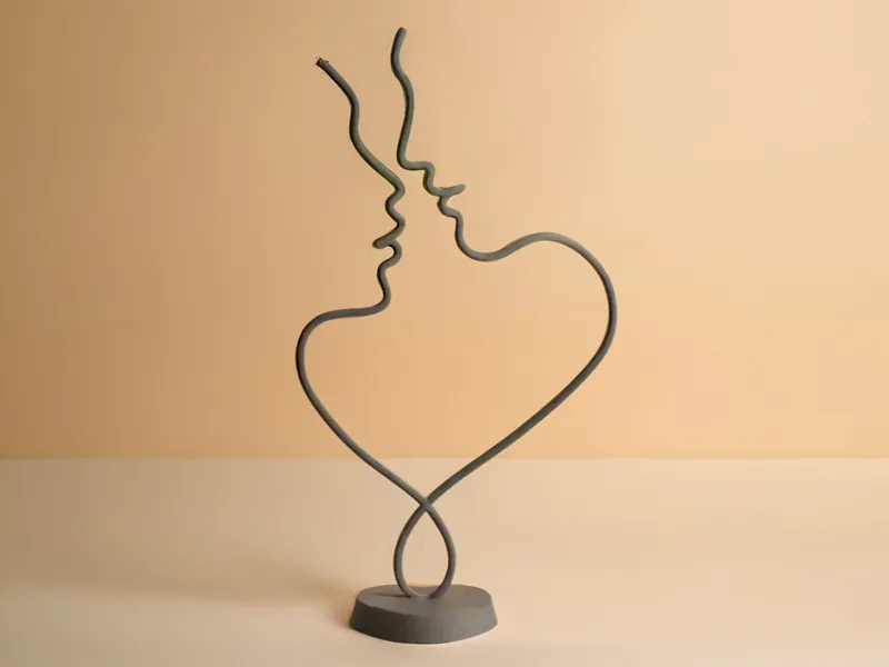 Valentine's Day heart line art figure statue