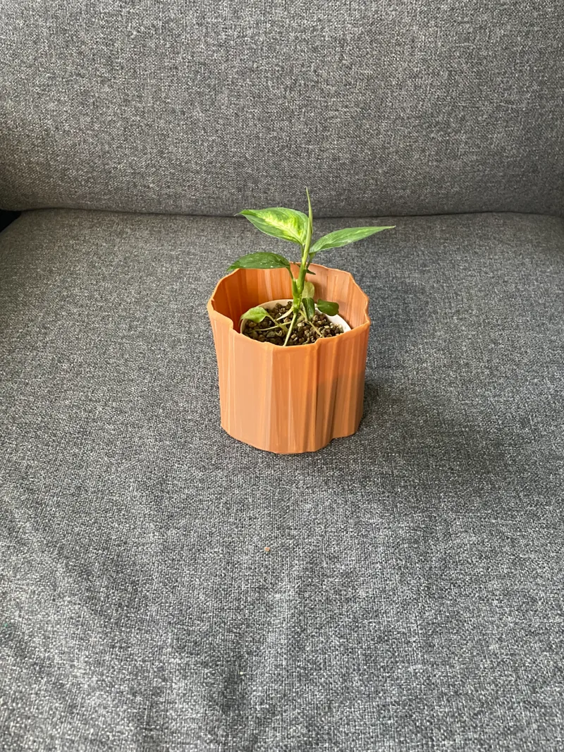 non geometrical Plant Pot (tree trunk, rock, crystal design)