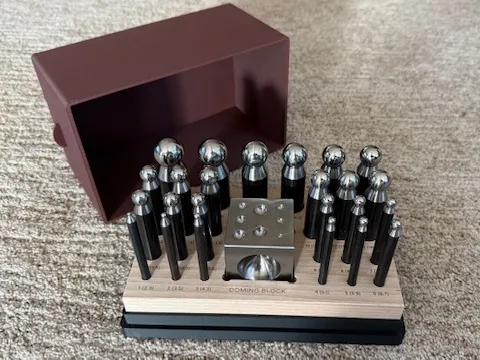 Doming blocks case