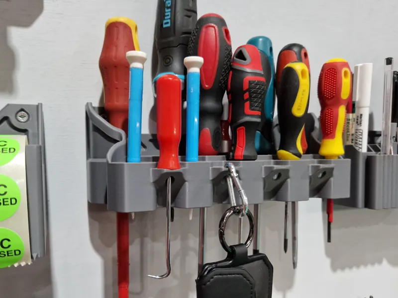 TOOL WALL - SCREWDRIVERS ORGANISER