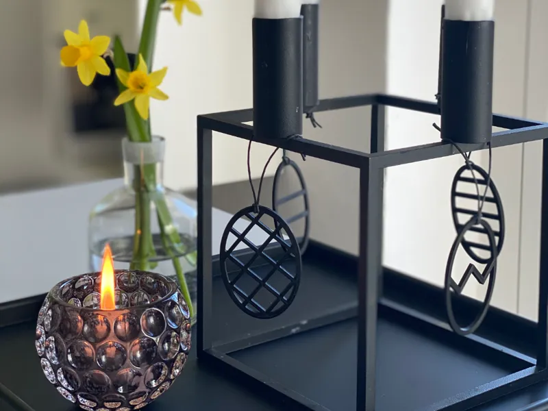 Simple easter ornaments