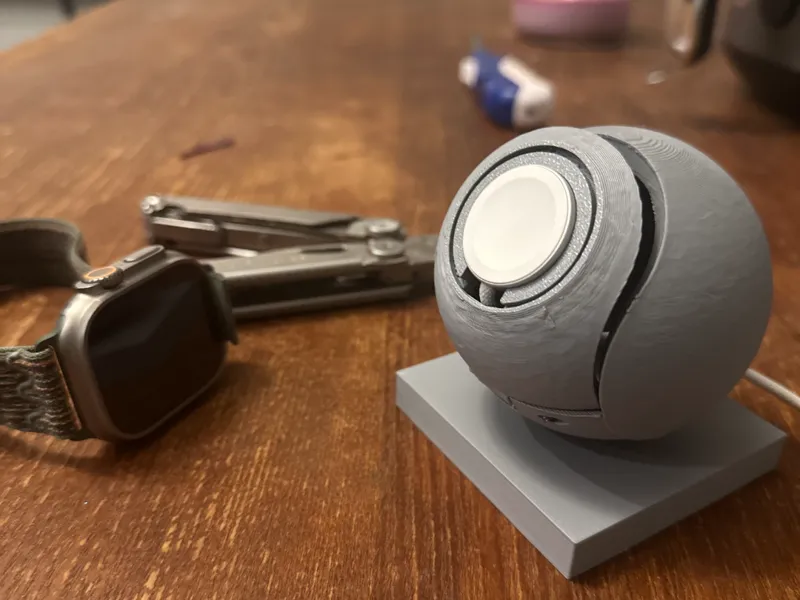 Saiyan Space Pod Apple Charger Stand 