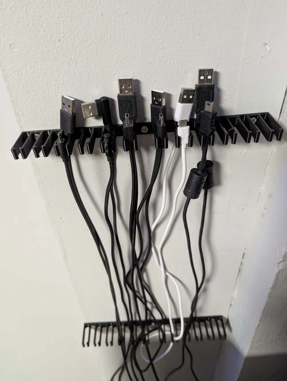 USB Cable Display Rack - 12 Cables Organizer - Free 3D Print Model ...