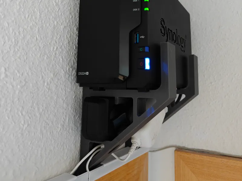 Synology NAS DS224+ Halterung