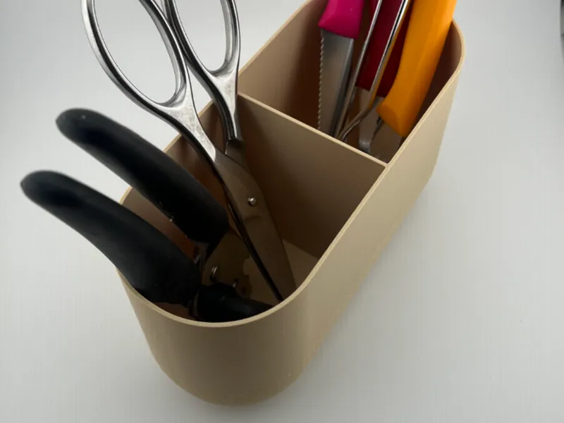 Kitchen utensils L holder 2 compartments