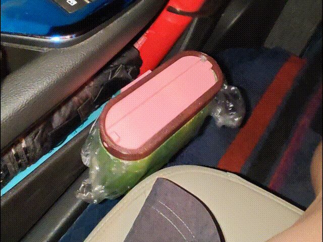 车载垃圾桶