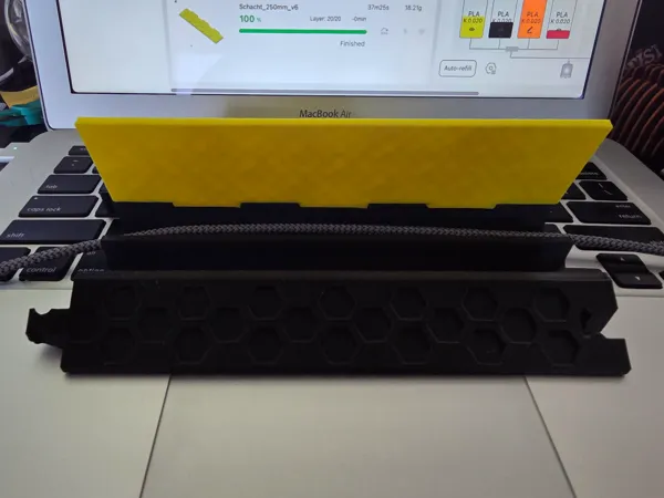 https://makerworld.bblmw.com/makerworld/model/US967fbf6a8559c2/design/2025-11-24_8a00375b3f78f8.jpg