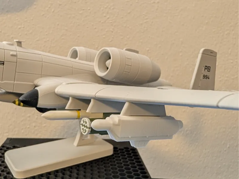 ALQ131 Electronic Countermeasures (ECM) Pod SIMPLE