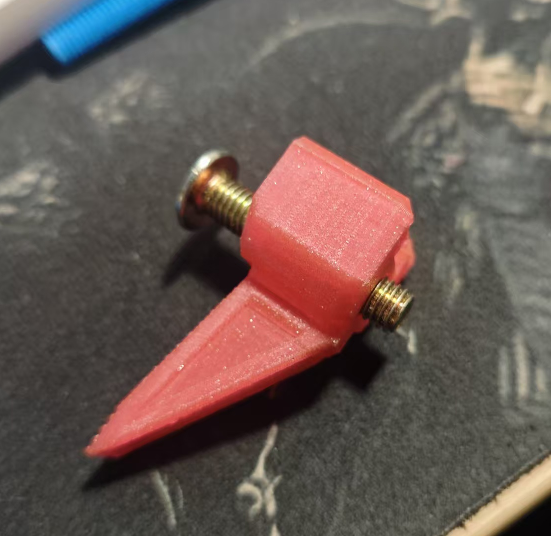 Miniatura 3 do modelo 3D 手持小台钳