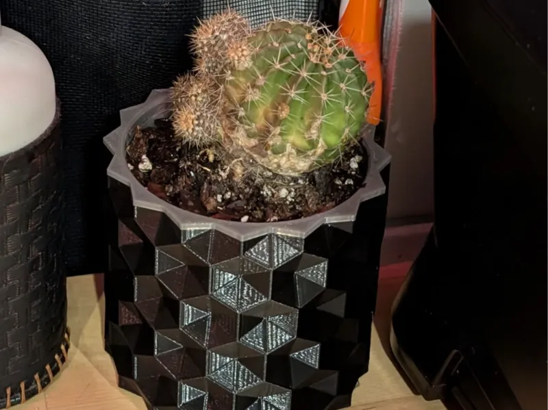 Insert with Drain Holes for Inverted Hex Planter