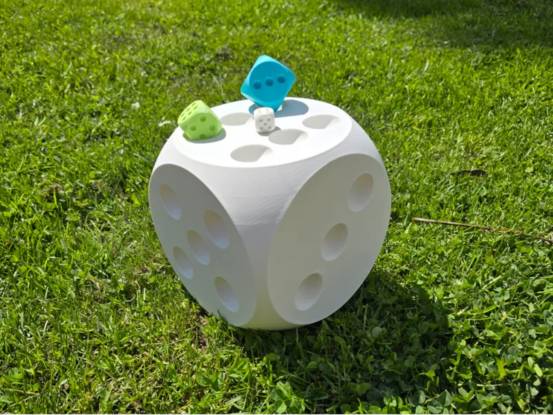 DICE STACK – XXL Gartenwürfel & Spielwürfel Set 