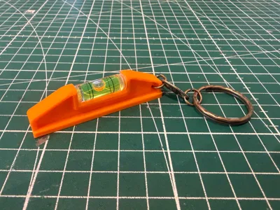 Mini bubble level keychain !