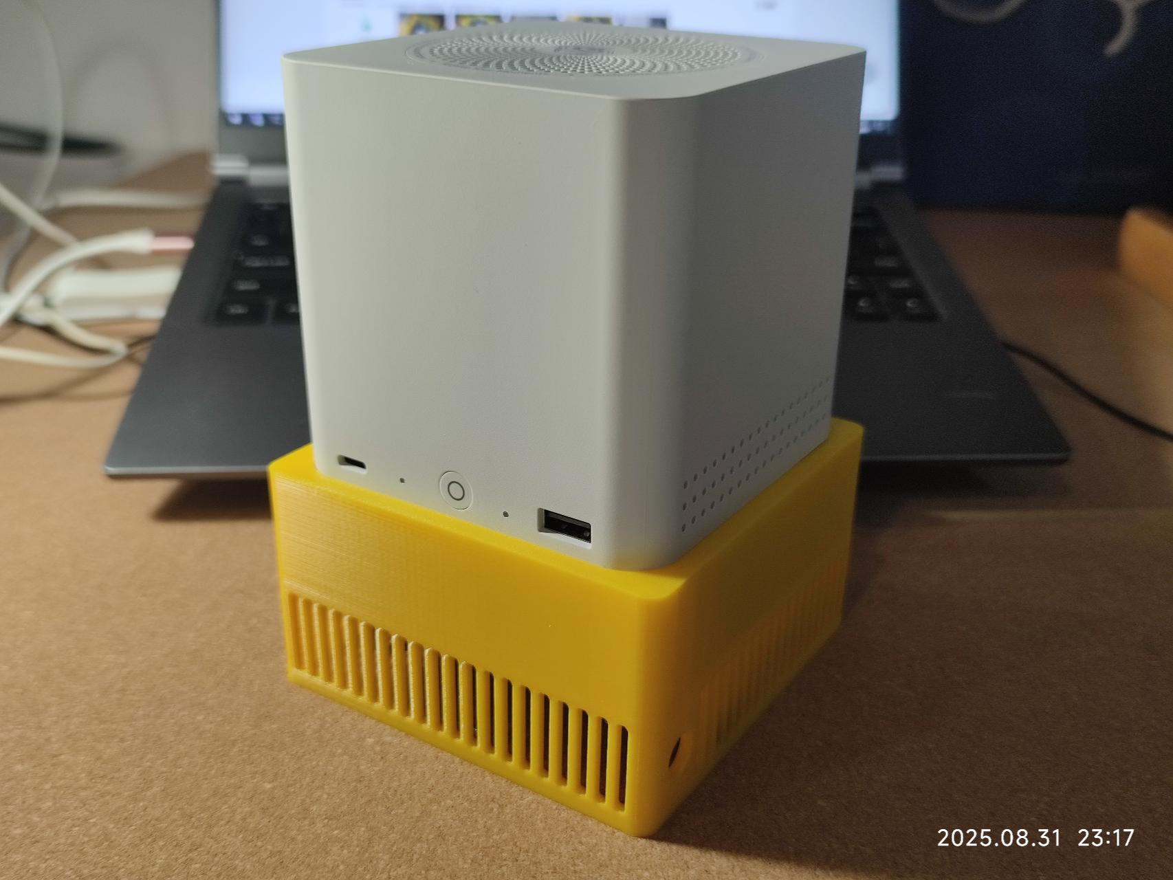 零刻ME mini散热底座 / Beelink ME mini cooling dock