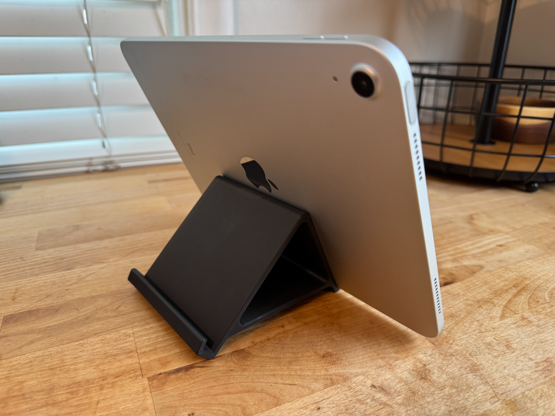 iPad Tablet Stand, 115º & 135º 3D model