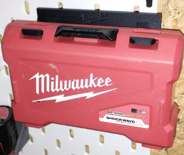 Support boîte Shockwave Milwaukee pour Skadis