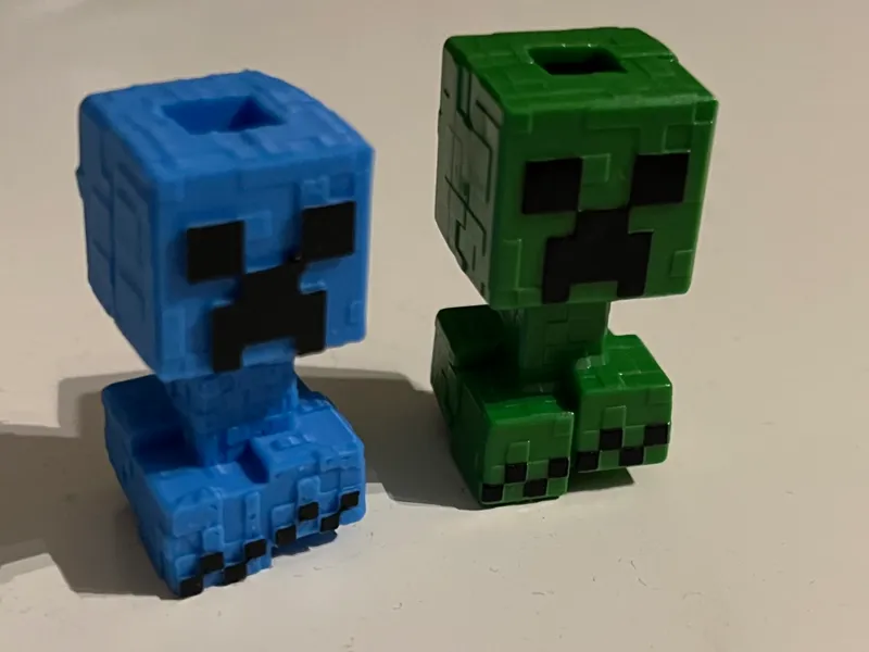 KINDER Charged / Blue Creeper  -Minecraft -NO AMS