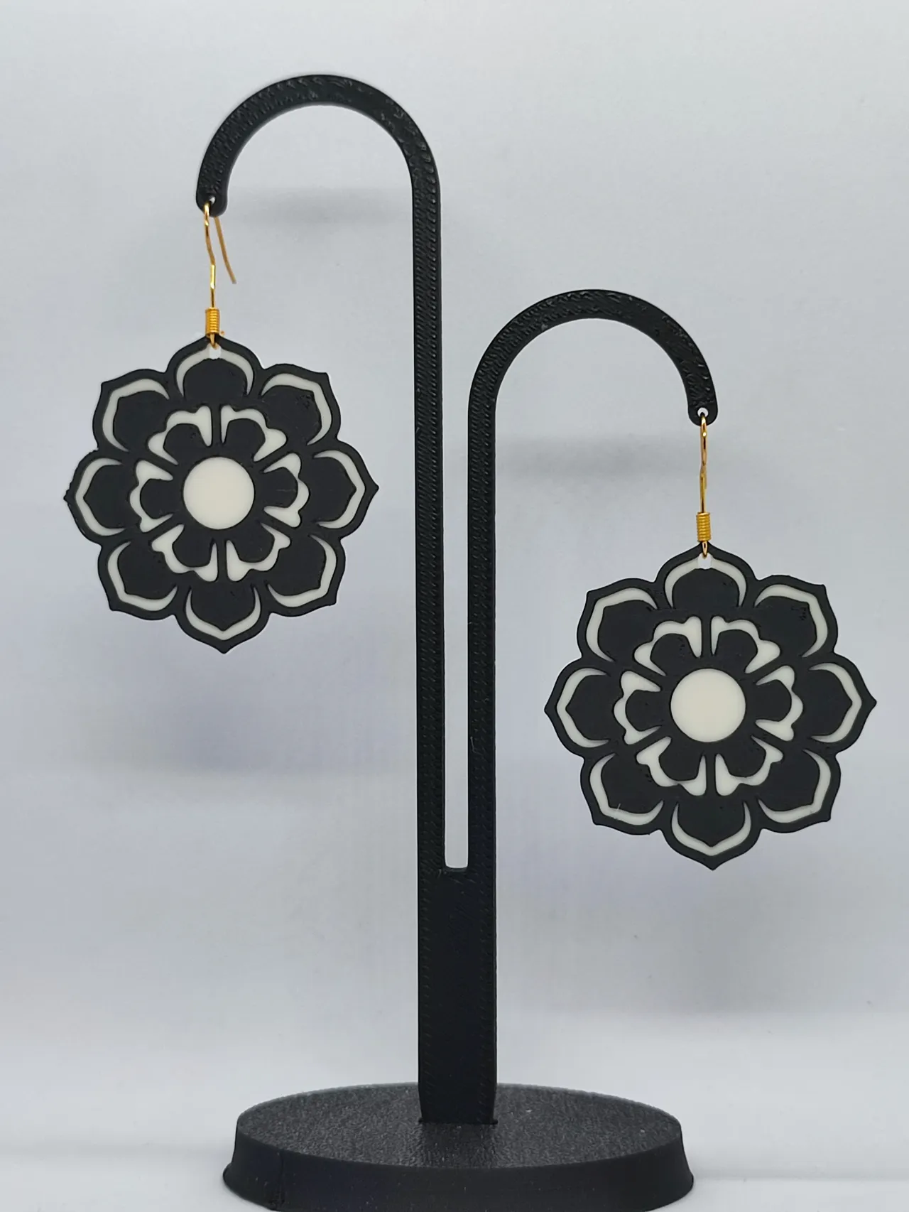 Aretes Flor de Ébano view 3