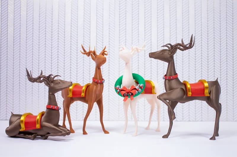 3D Christmas Reindeer in Four Poses + Cute Wearable Accessories!!