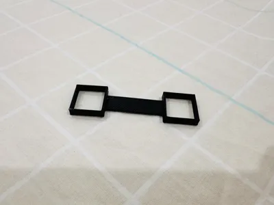 Pavo pico battery holder